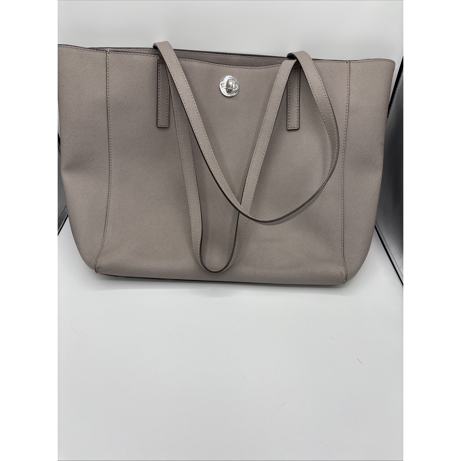 Michael Kors Large Gray Beige Crossgrain Leather Zip Tote Handbag Voo2841